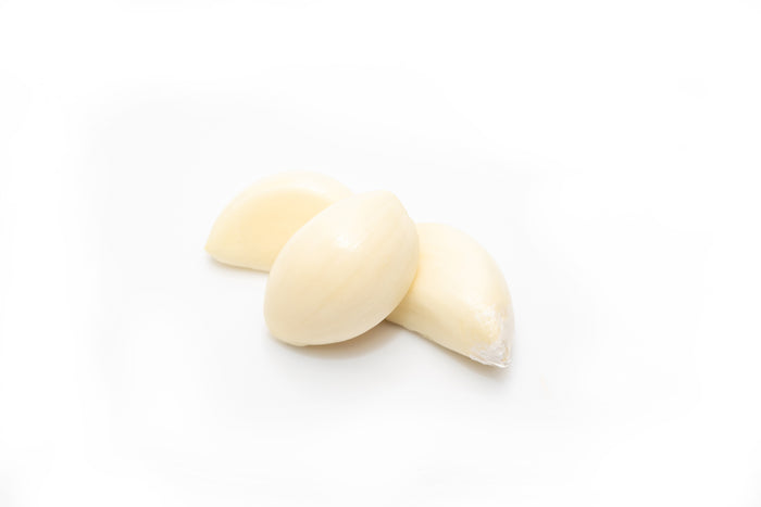Fresh - Garlic in jar - Peeled