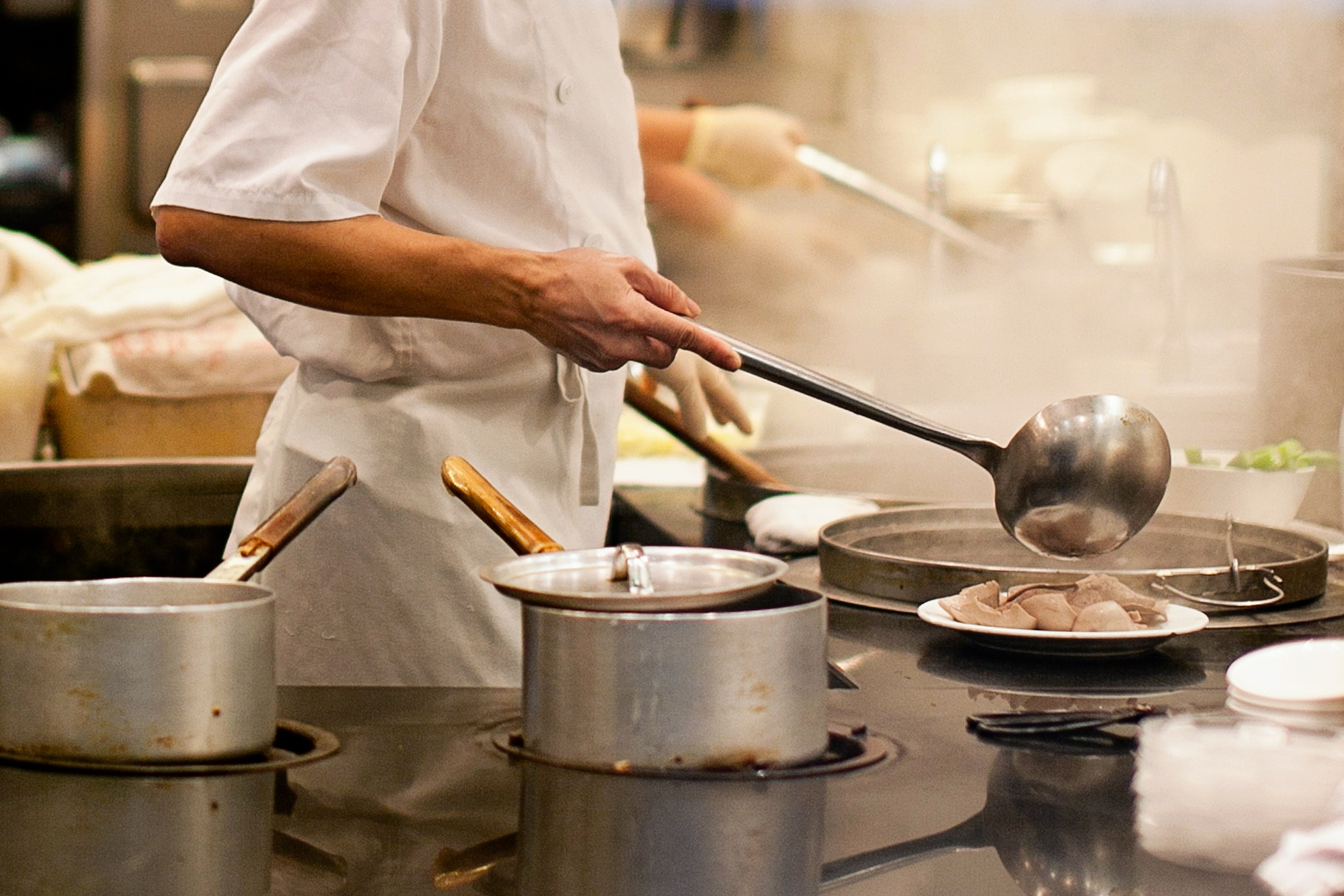 5 Things To Consider When Buying Commercial Kitchen Supplies